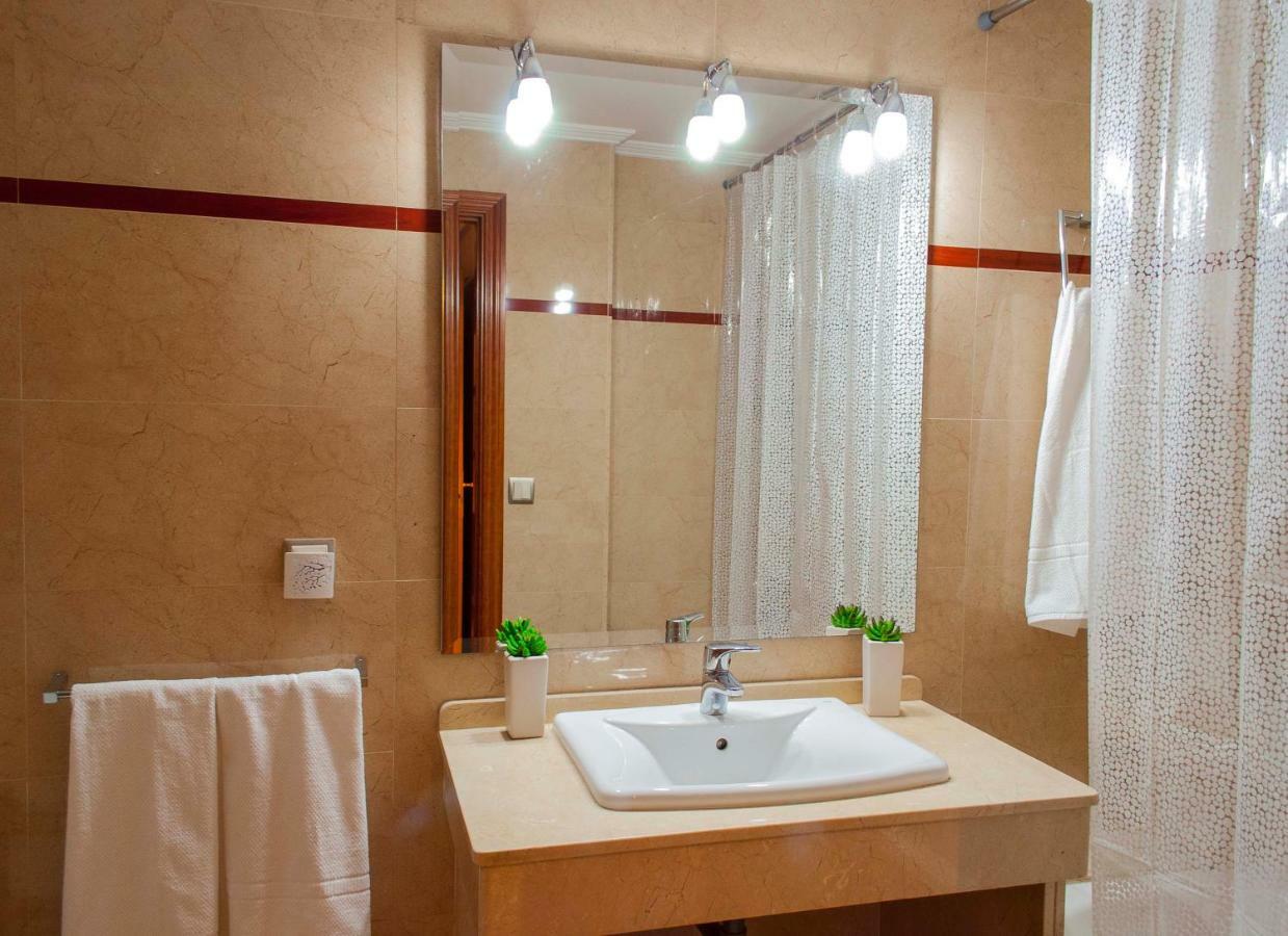 Apartamento Centrico Con Parking Privado 코르도바 외부 사진